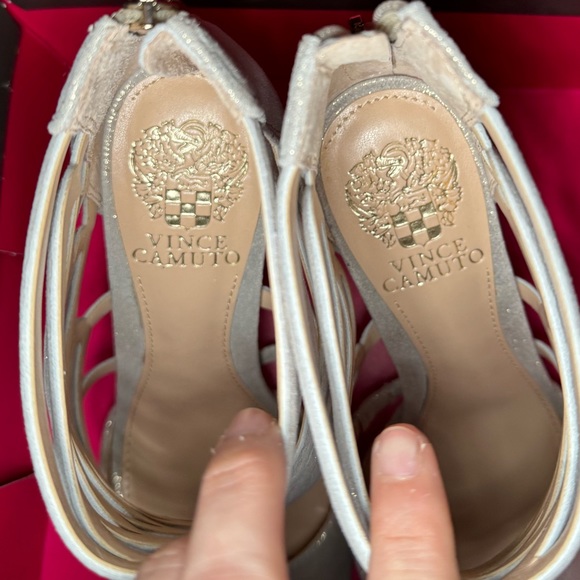 Vince Camuto princess heels - Picture 2 of 5